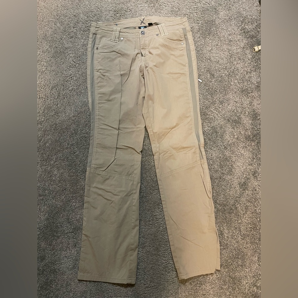 Kuhl women’s hiking pants size 10 khaki